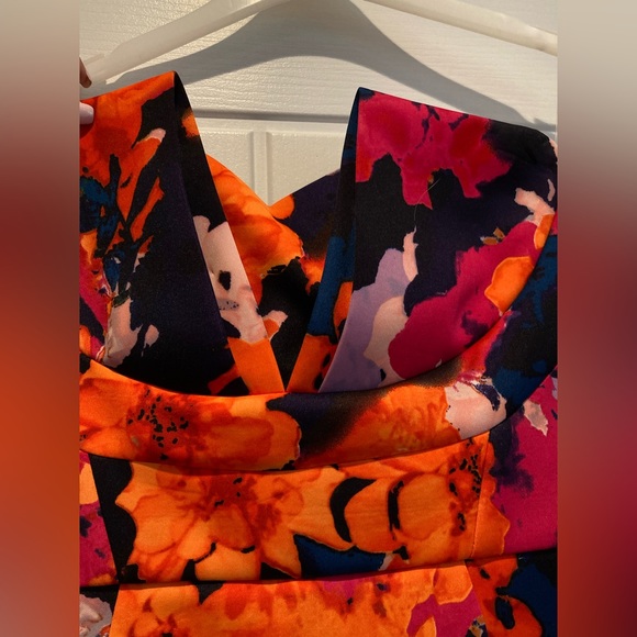 Lipsy floral bandeau peplum dress ladies size 12 - Picture 4 of 7